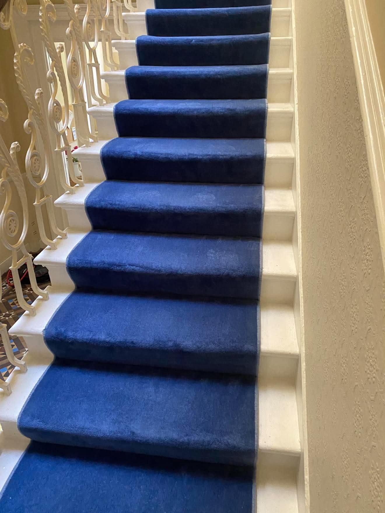 Deep carpet cleaning Edinburgh